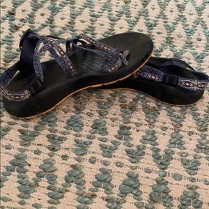 Chacos Size 9/9.5 great condition! Z DOUBLE STRAP